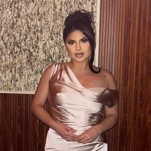 Meet your Posher, Malia